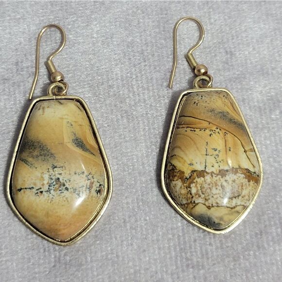 Picture Jasper Earrings and Pendant Necklace - Picture 15 of 16